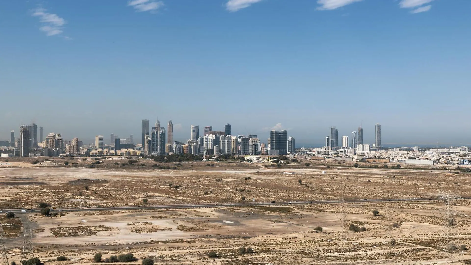 Daniels Stylish 1Br Apartment With Al Khail View Dubai United Arab Emirates